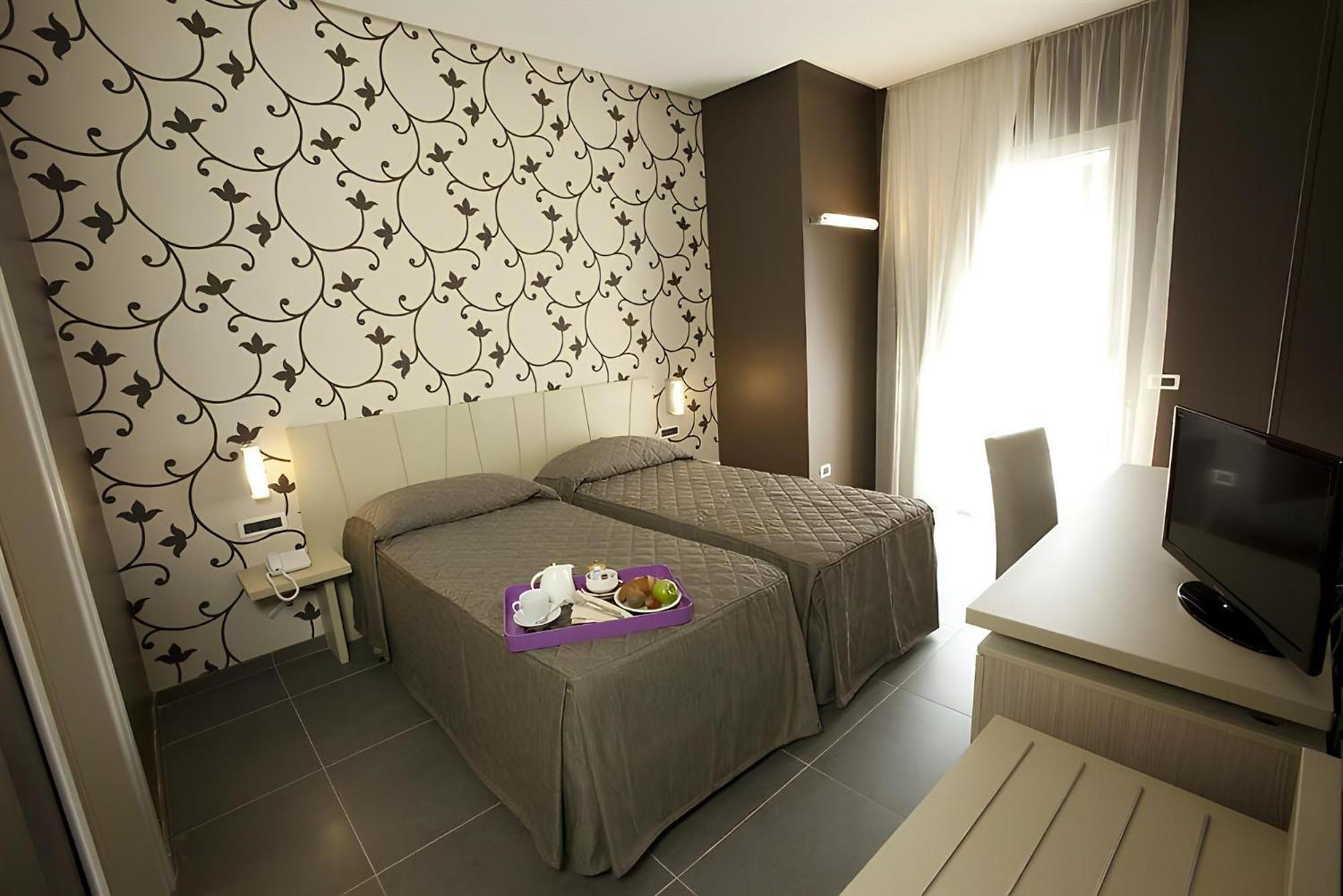 Sunrise Hotel Casoria Exterior photo